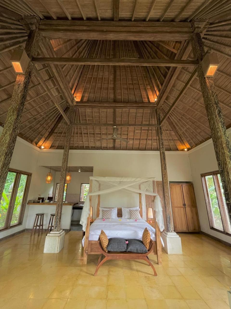 Thani Villa Ubud Exterior photo