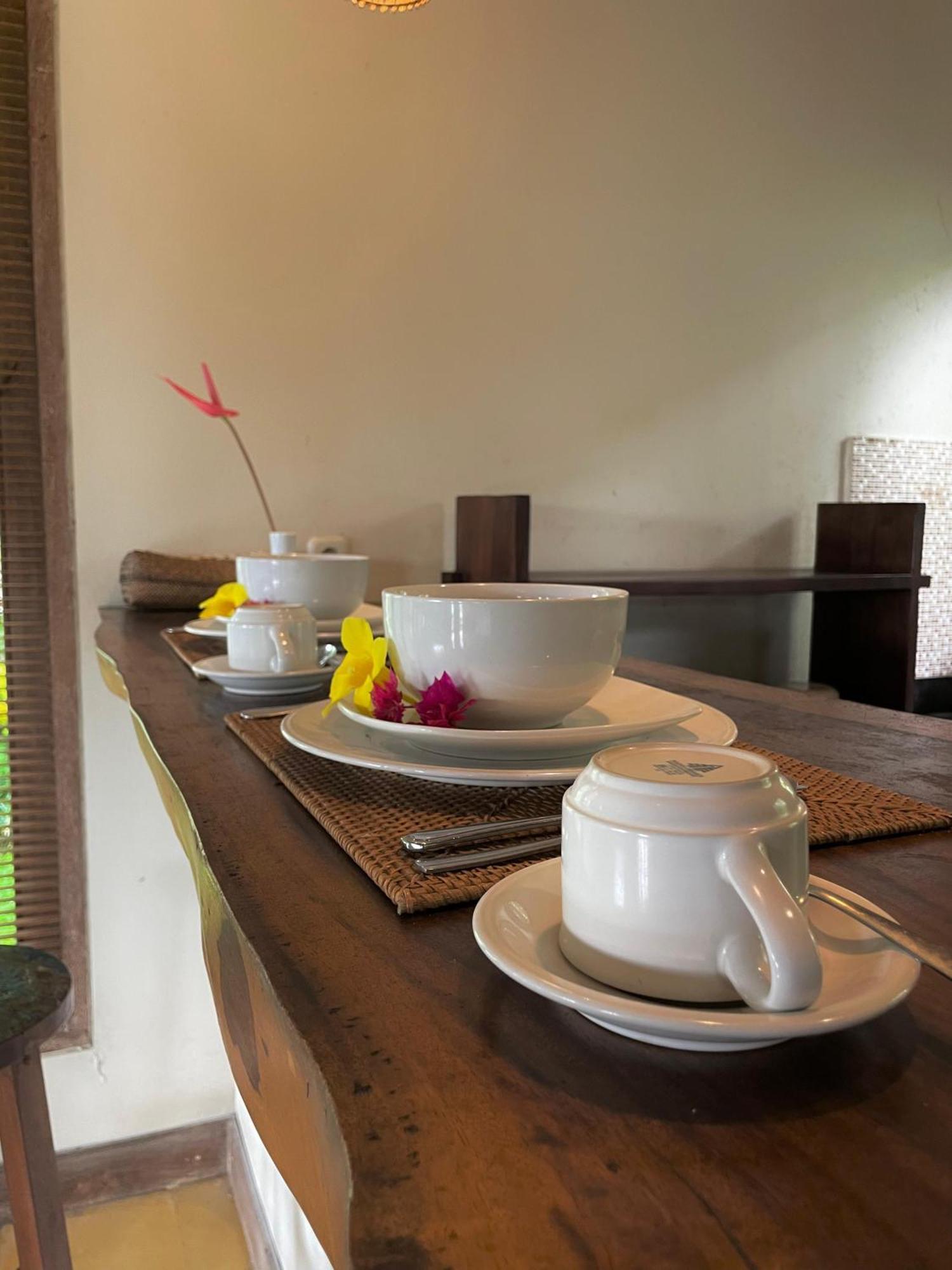 Thani Villa Ubud Exterior photo