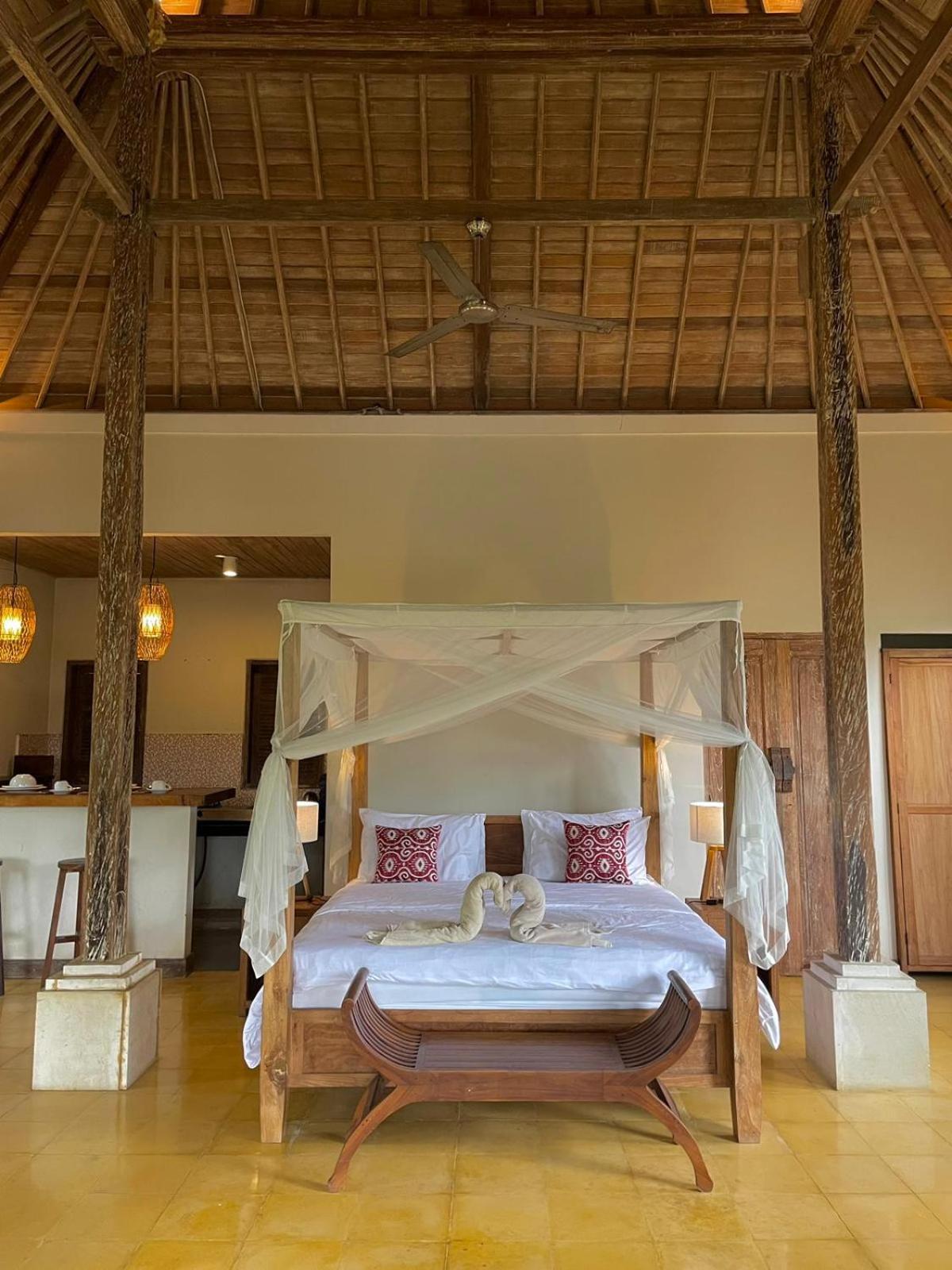 Thani Villa Ubud Exterior photo