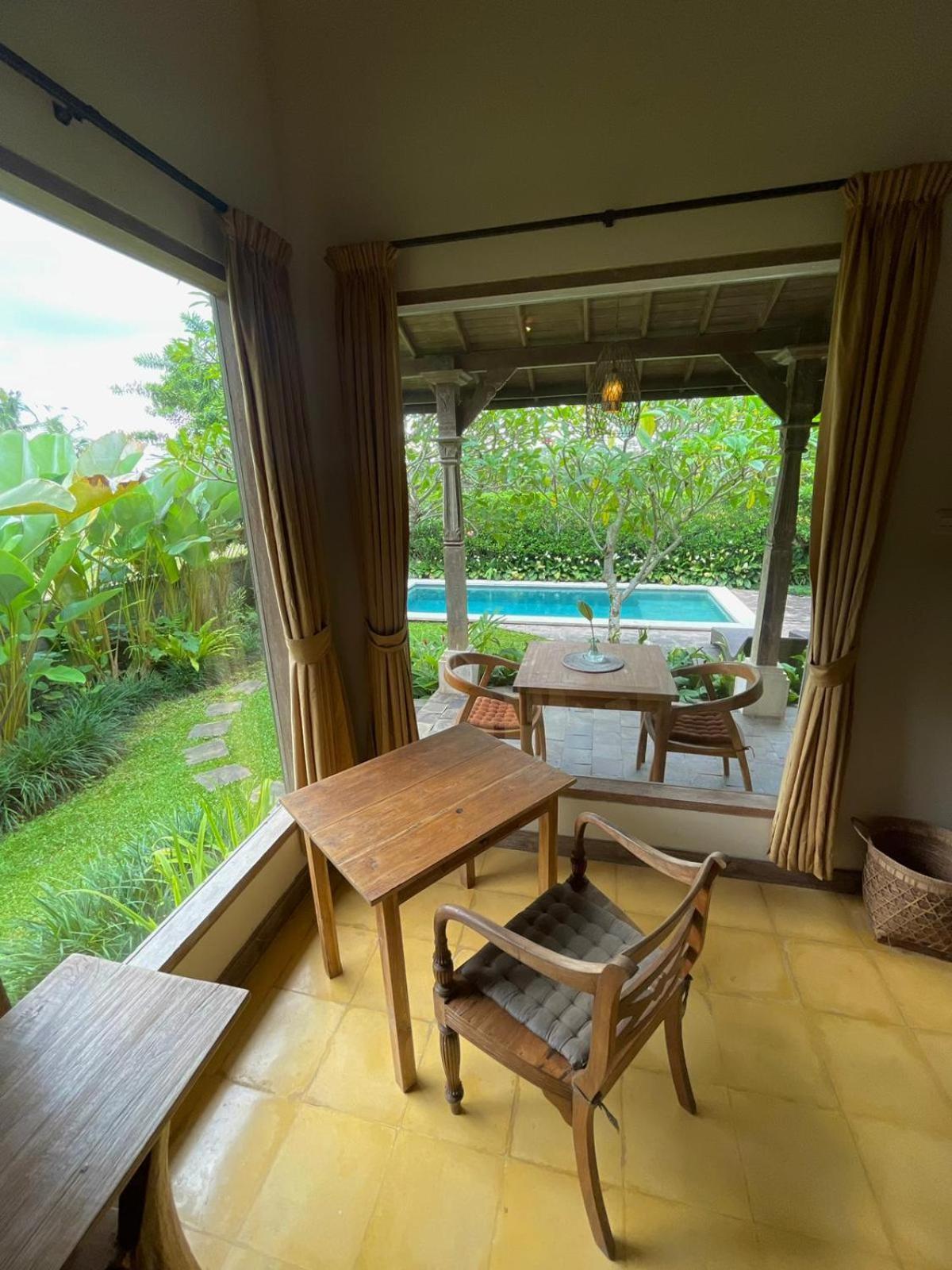 Thani Villa Ubud Exterior photo