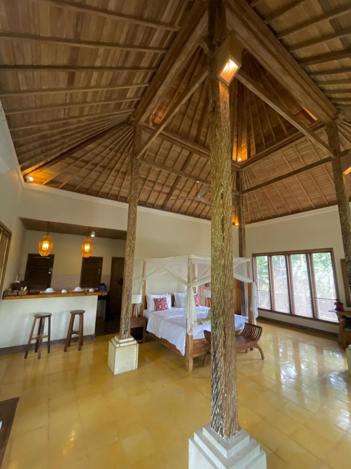 Thani Villa Ubud Exterior photo