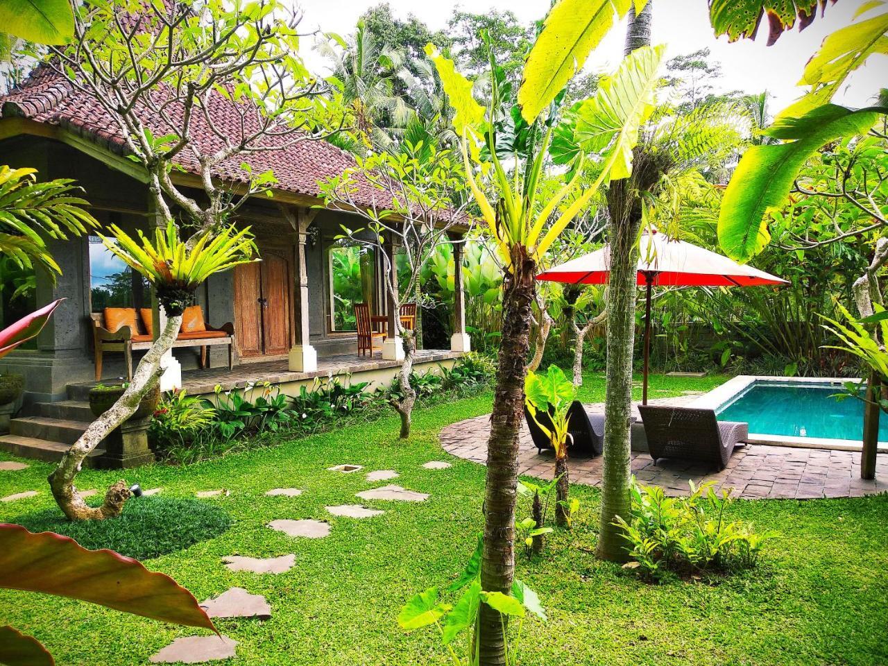 Thani Villa Ubud Exterior photo