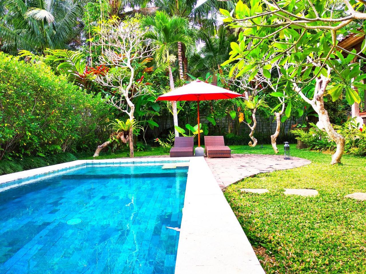 Thani Villa Ubud Exterior photo