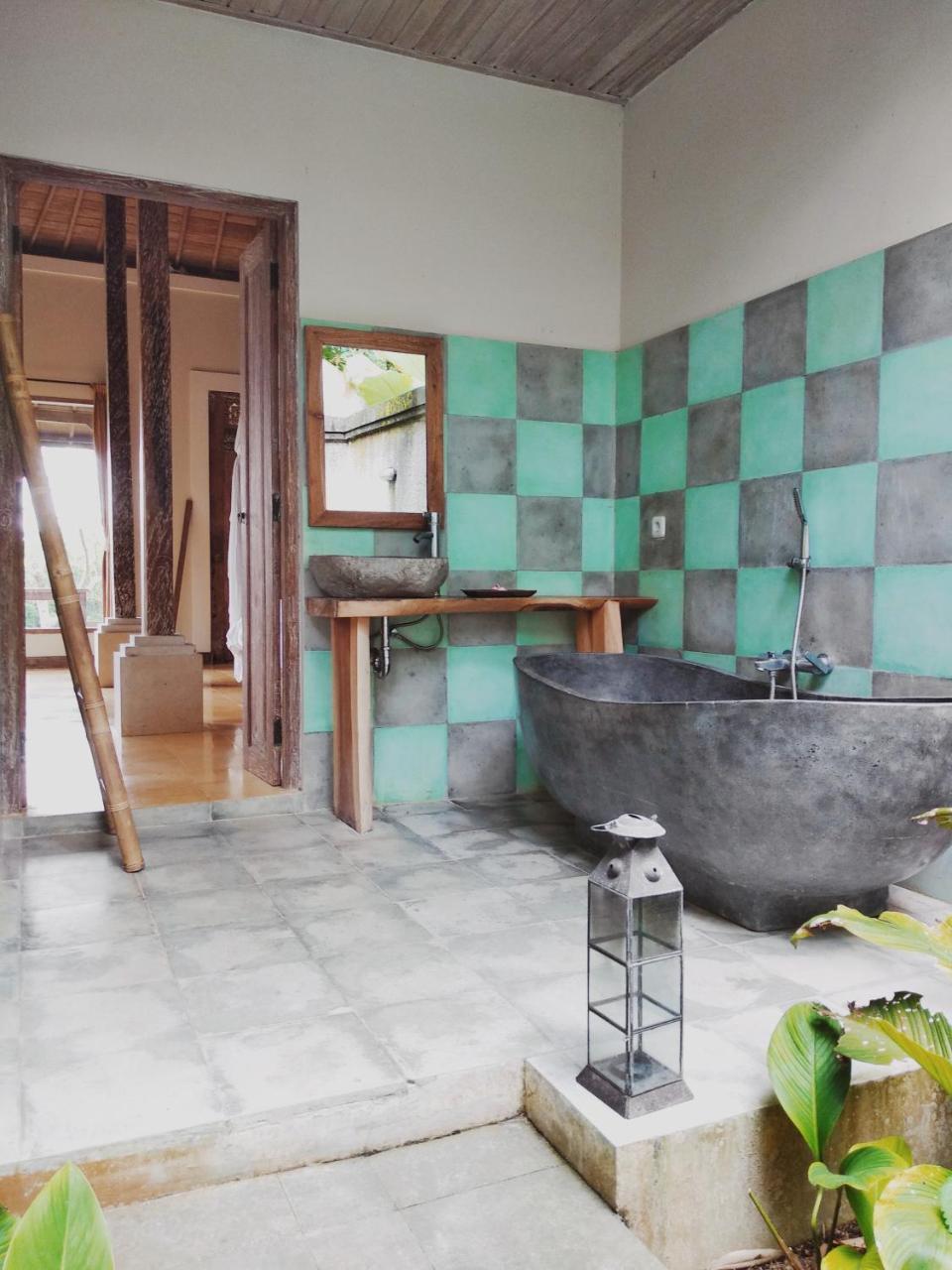 Thani Villa Ubud Exterior photo