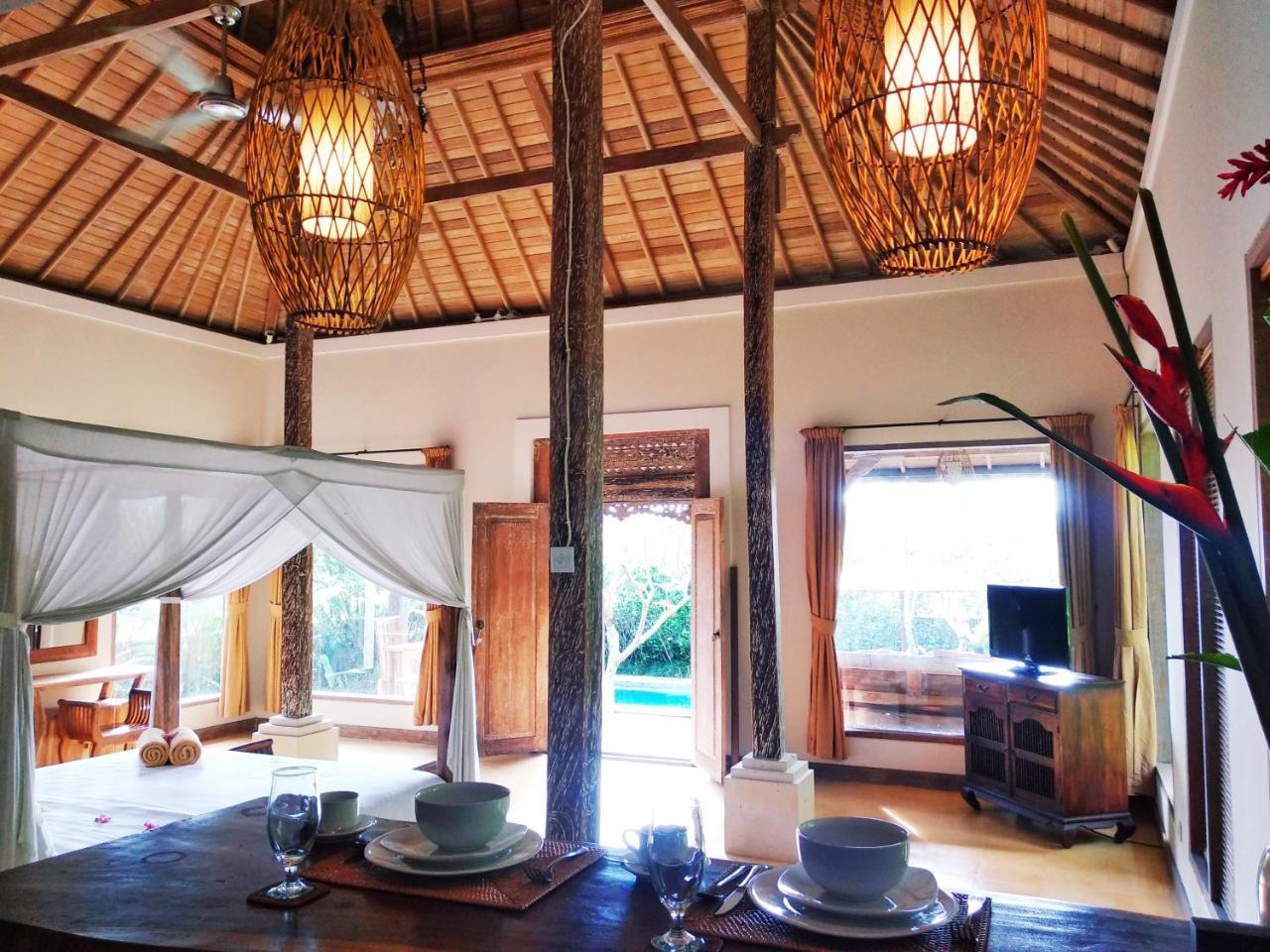 Thani Villa Ubud Exterior photo